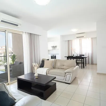 Phaedrus Living Elysian Horizon