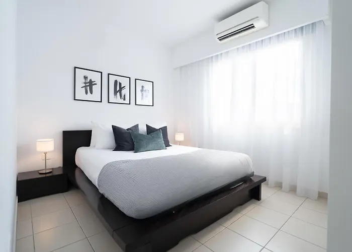 Phaedrus Living Elysian Horizon