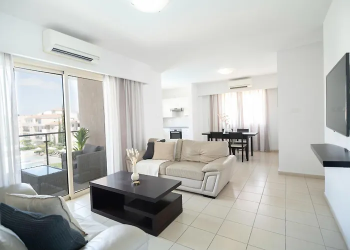 Phaedrus Living Elysian Horizon